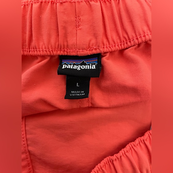 Patagonia Barely Baggies Large - Picture 3 of 5
